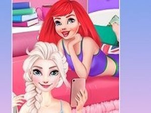 Princess Fashion Dress Up Game